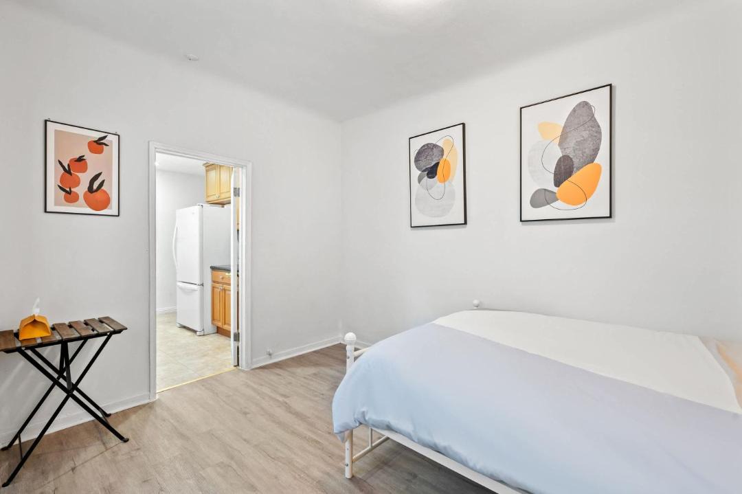 Photo of Bedroom in San Gabriel