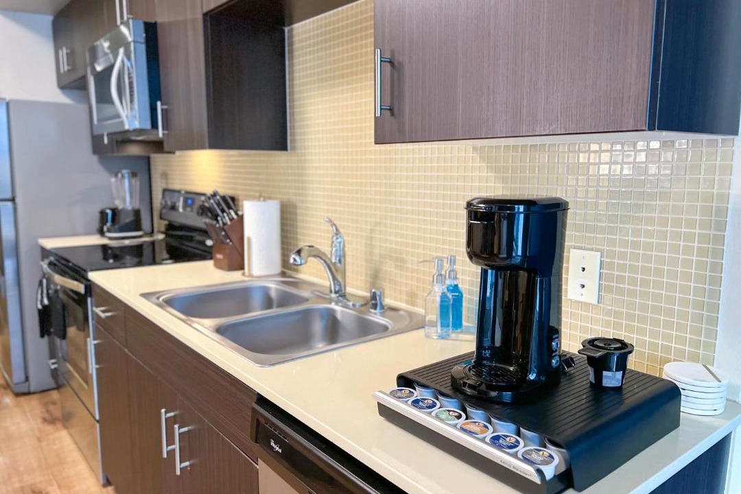 Photo of Kitchen in Mid-Wilshire
