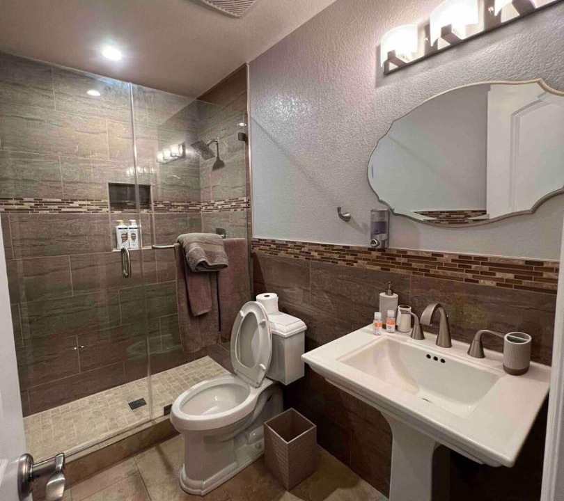 Photo of Bathroom in Palmdale