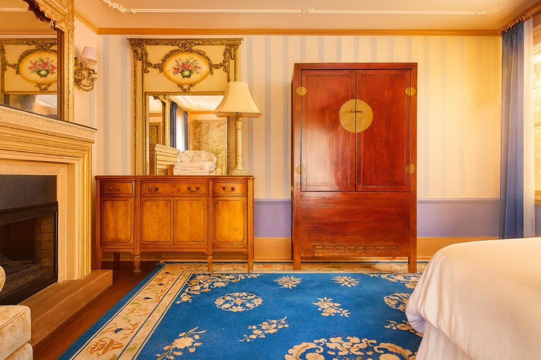 Photo of Bedroom in West Hollywood