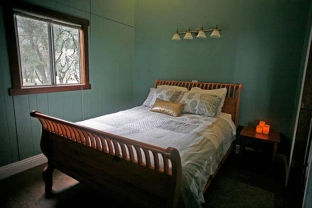Photo of Bedroom in Pauma Valley