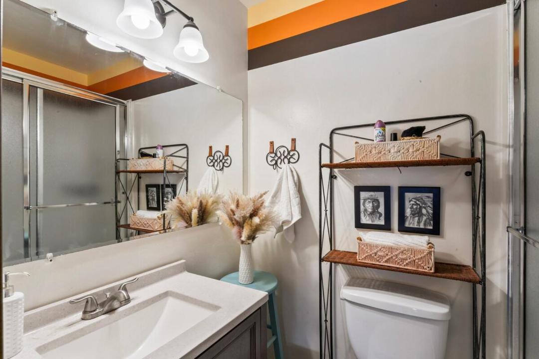 Photo of Bathroom in Arrowhead Villas