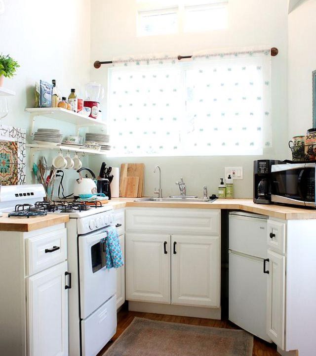 Photo of Kitchen in Rainbow CDP
