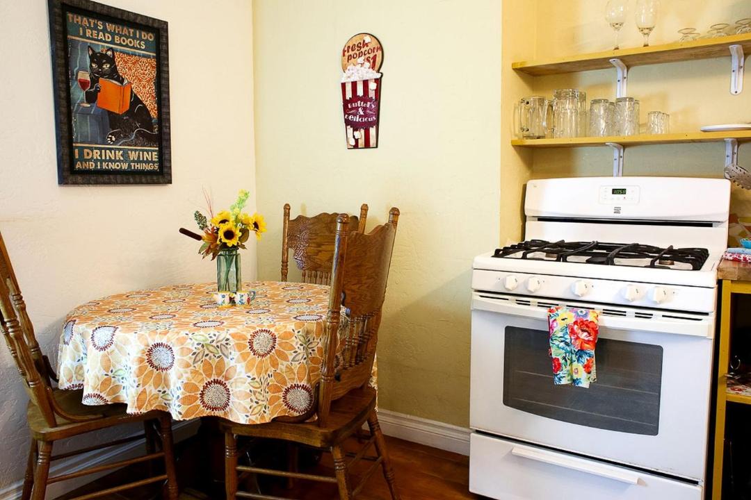 Photo of Kitchen in Rainbow CDP