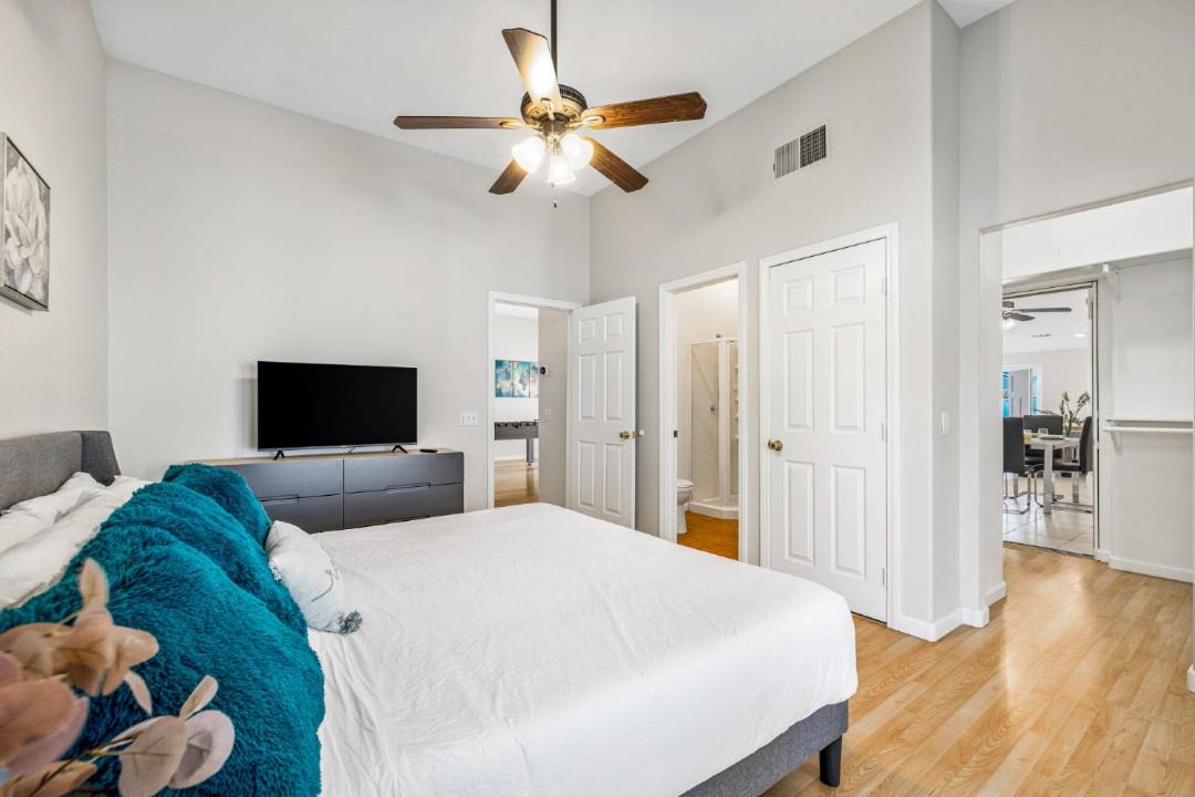 Photo of Bedroom in Bermuda Dunes
