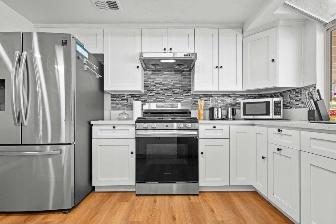 Photo of Kitchen in Valinda
