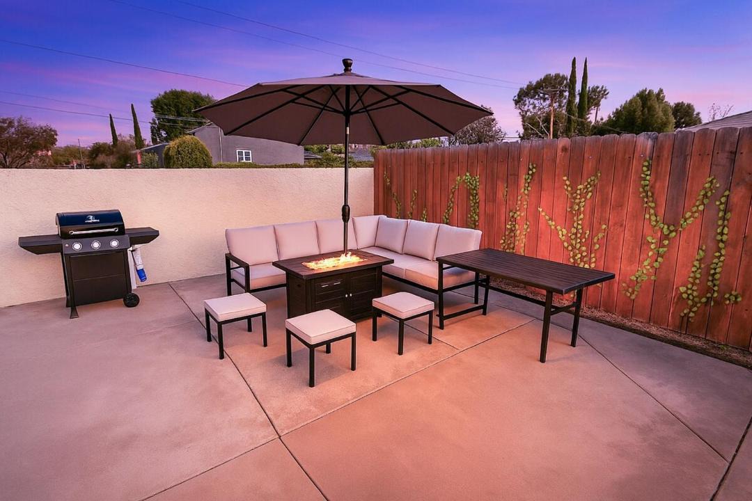 Photo of Patio Balcony in Reseda