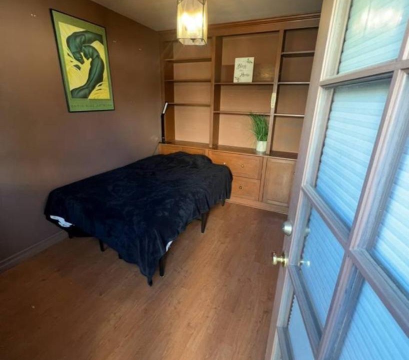 Photo of Bedroom in Burbank