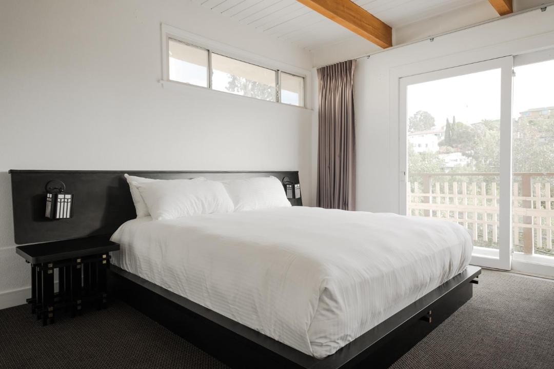 Photo of Bedroom in Hollywood Heights