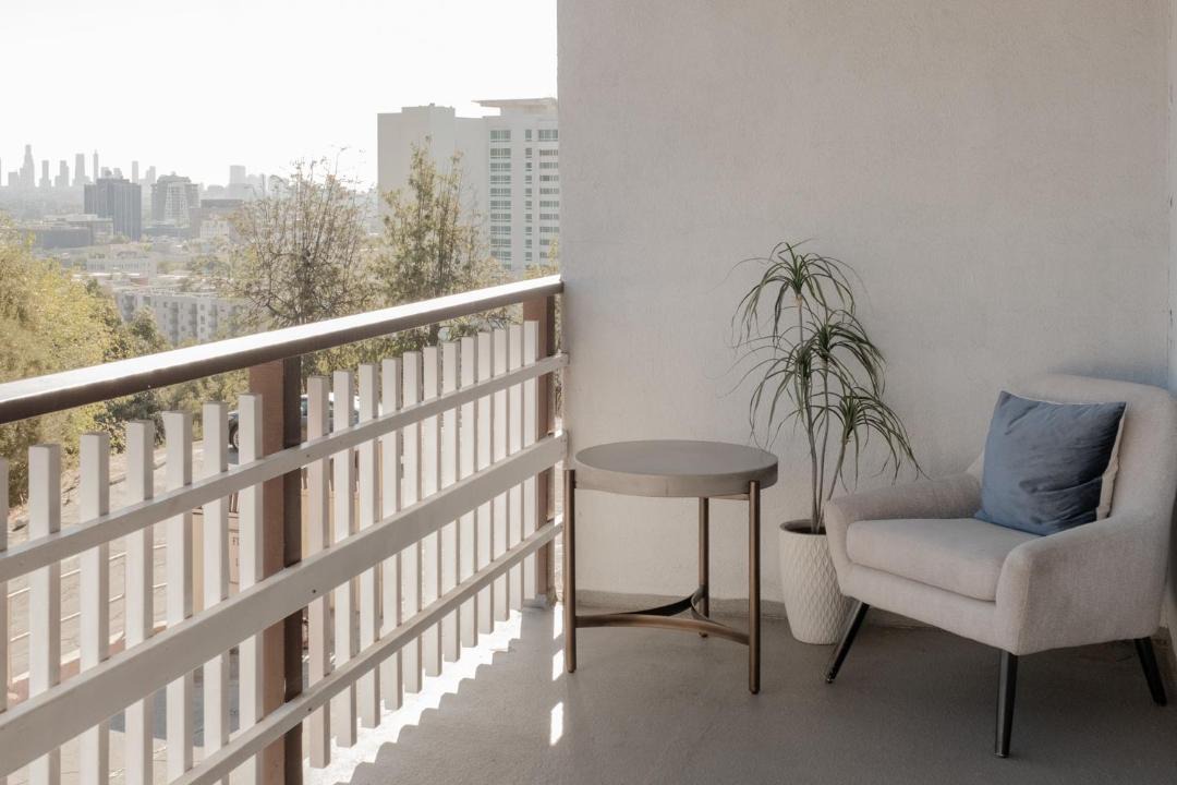 Photo of Patio Balcony in Hollywood Heights