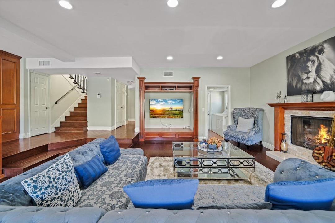 Photo of Livingroom in North Hollywood