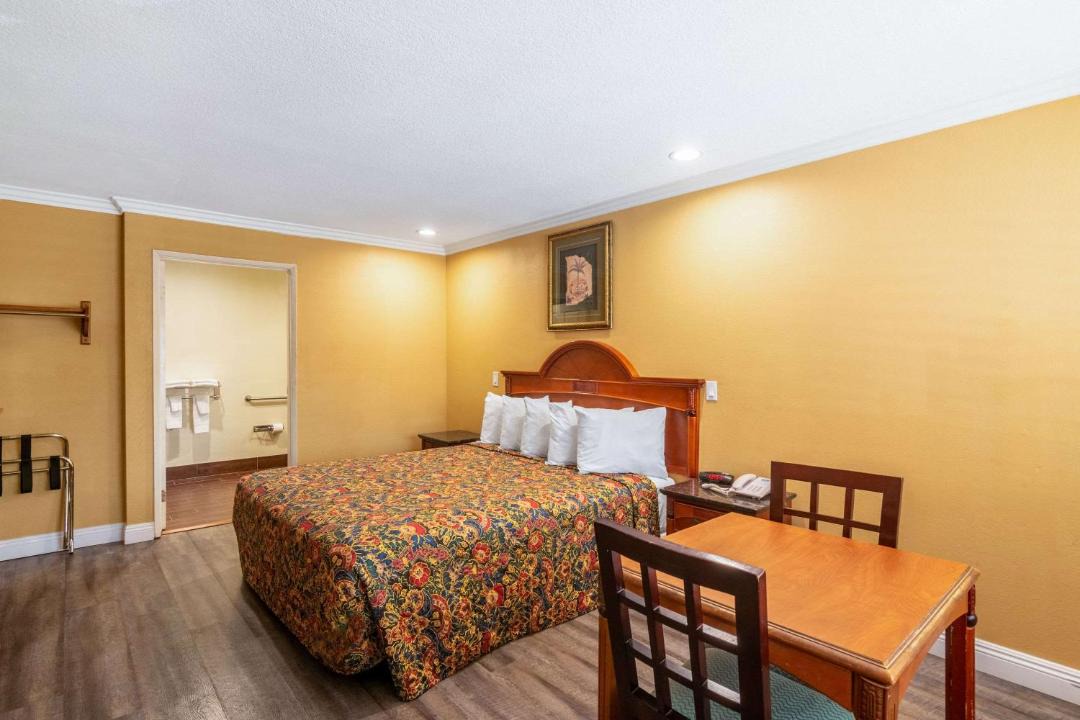 Photo of Bedroom in Artesia