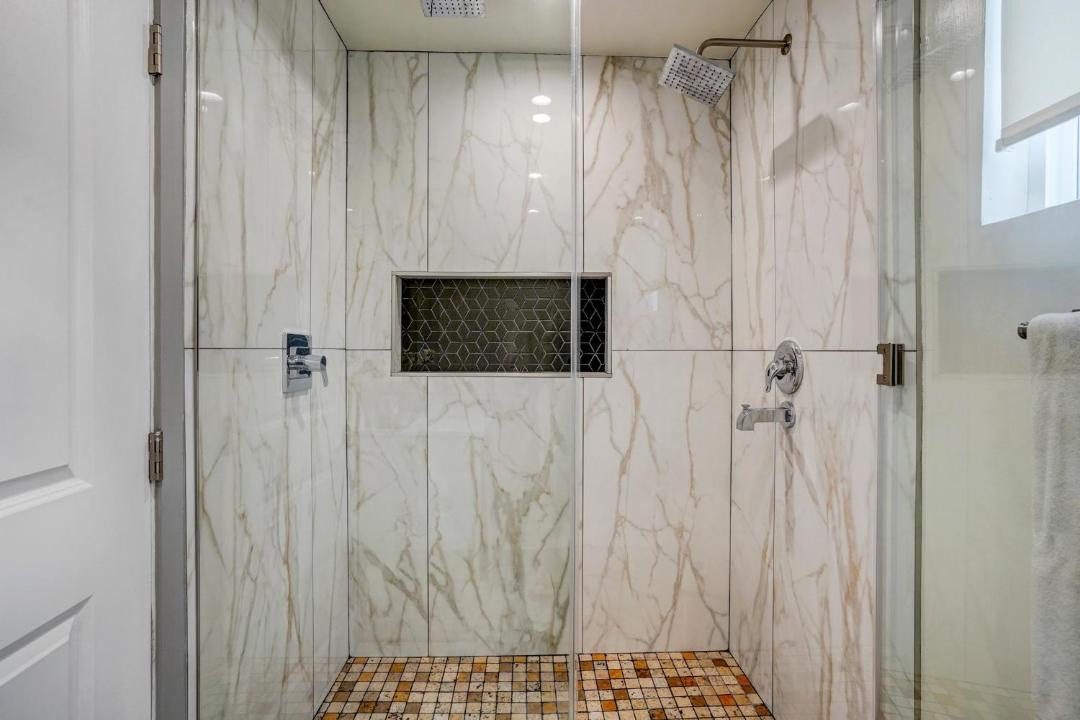 Photo of Bathroom in Hawthorne