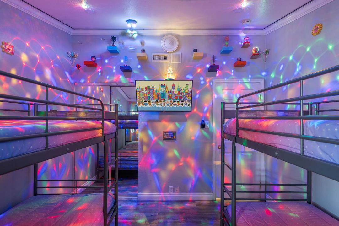 Photo of Bedroom in Anaheim Resort