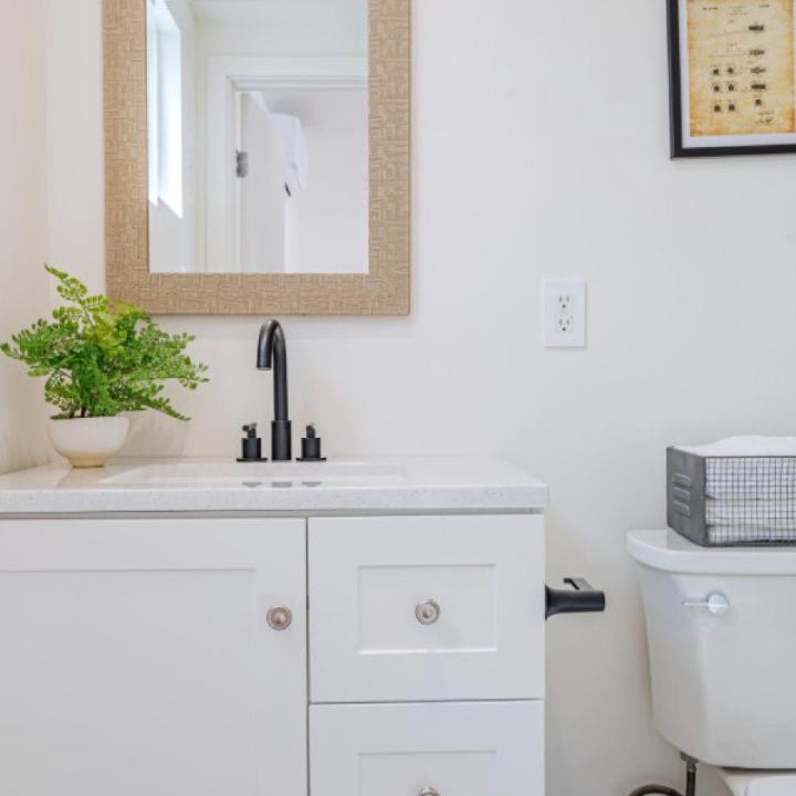 Photo of Bathroom in Valley Glen