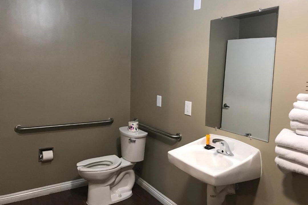Photo of Bathroom in Corona
