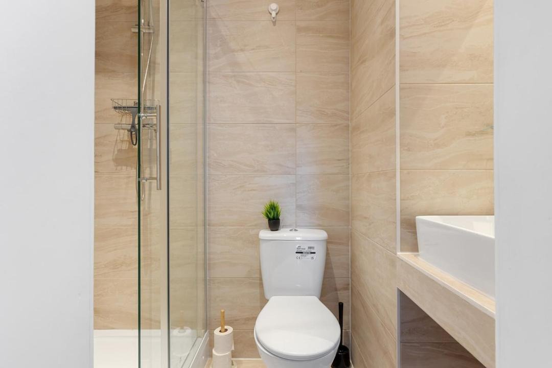 Photo of Bathroom in Vincent Square