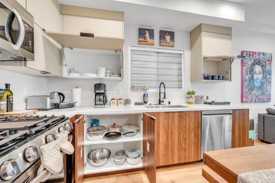 Photo of Kitchen in Sherman Oaks