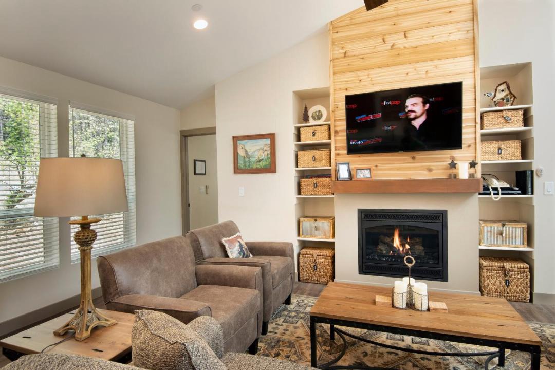 Photo of Livingroom in North Wawona