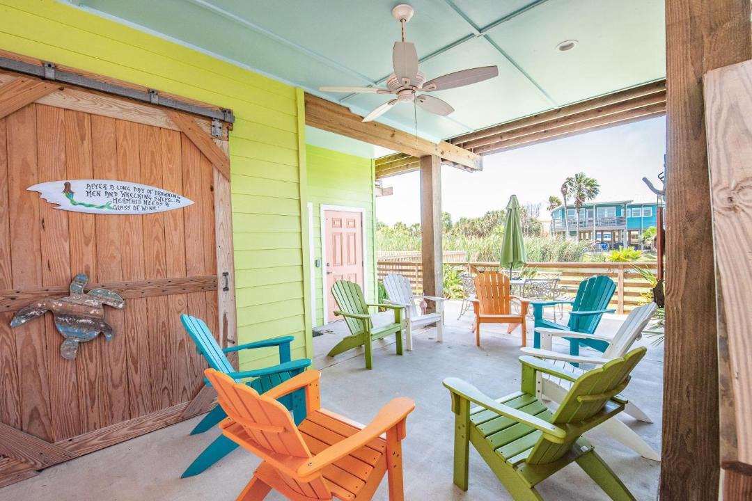Photo of Patio Balcony in Roosevelt