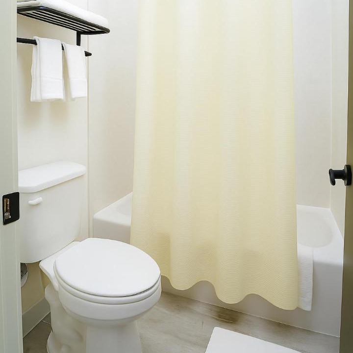 Photo of Bathroom in Willits