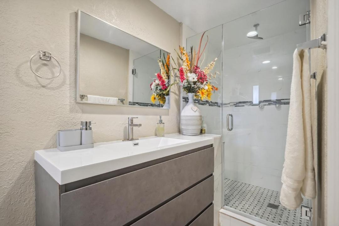 Photo of Bathroom in Santa Clarita