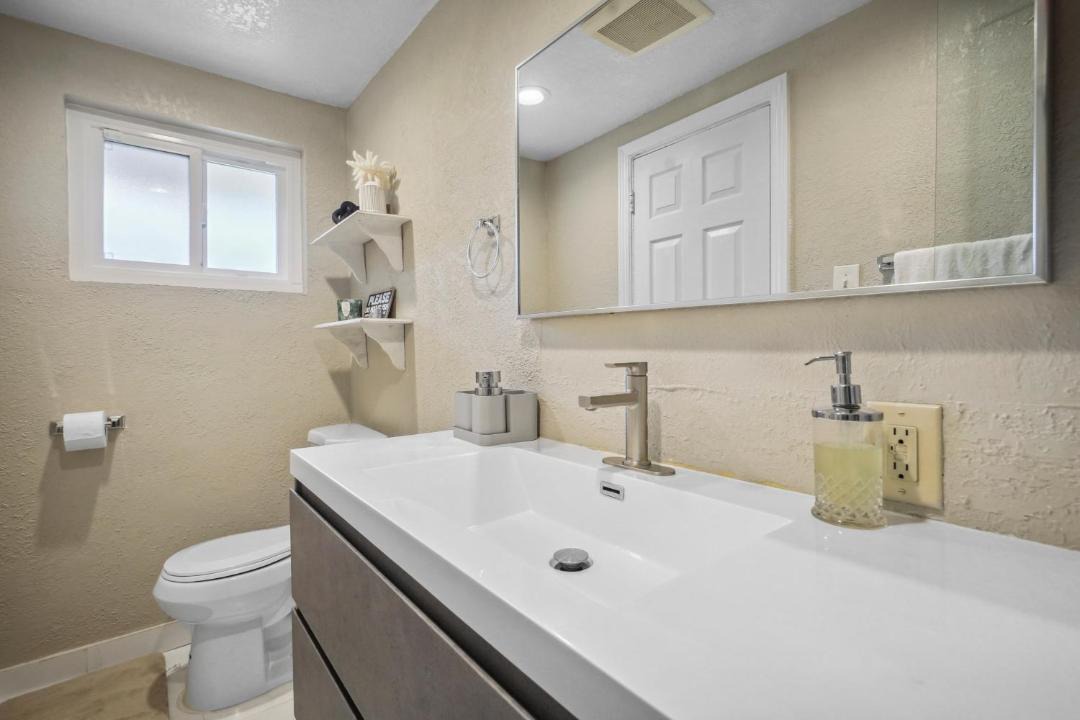Photo of Bathroom in Santa Clarita