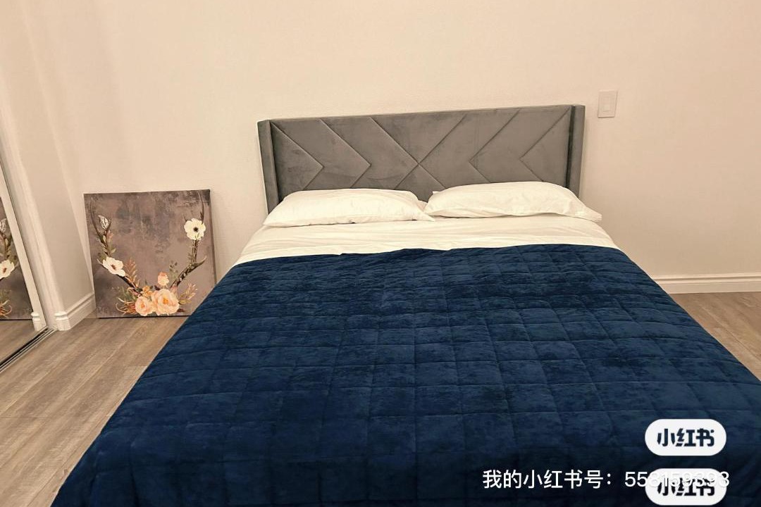 Photo of Bedroom in Woodbury