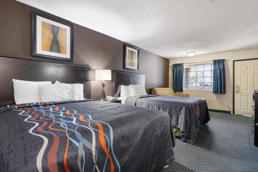 Photo of Bedroom in Barstow