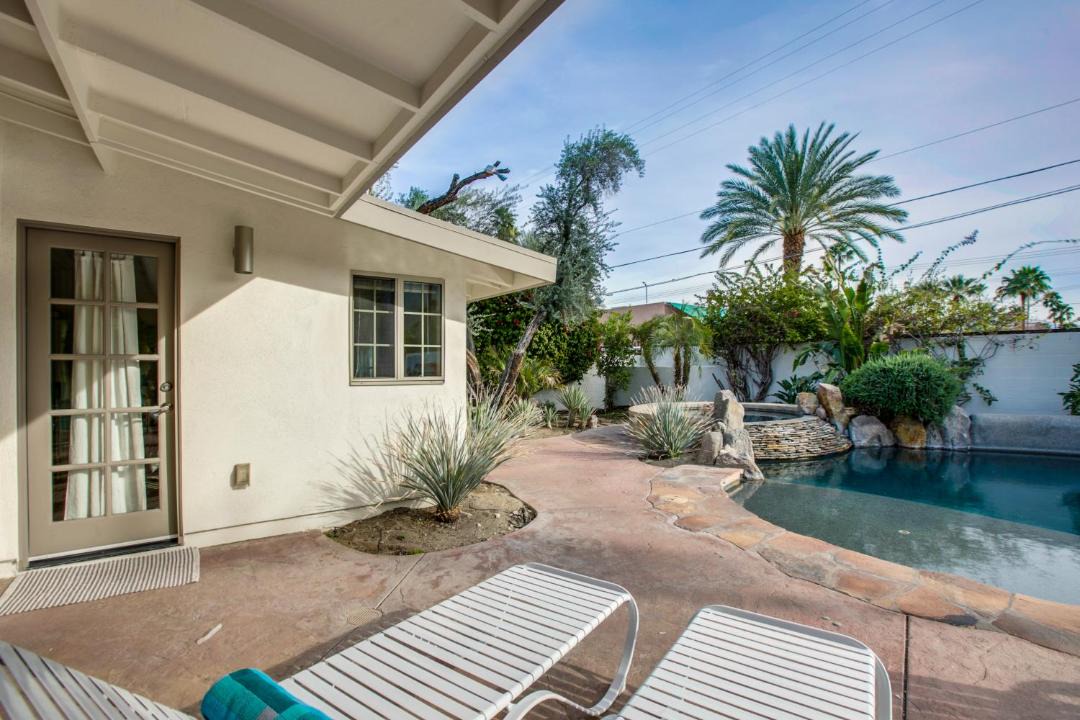 Photo of Patio Balcony in Warm Sands