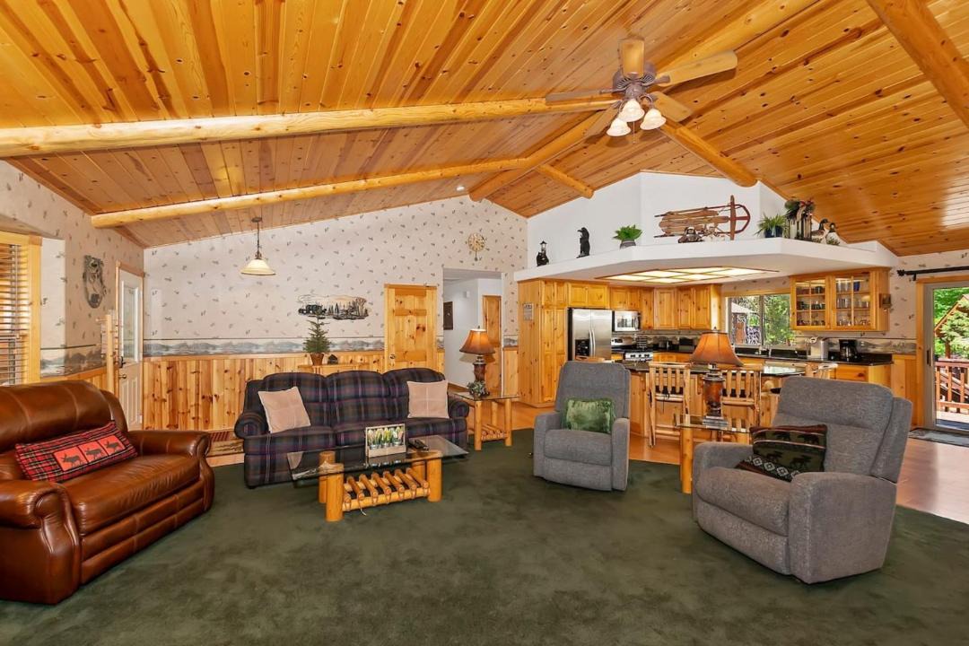 Photo of Others in Eagle Mountain Estates