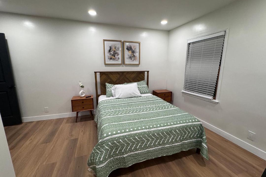 Photo of Bedroom in Harbor