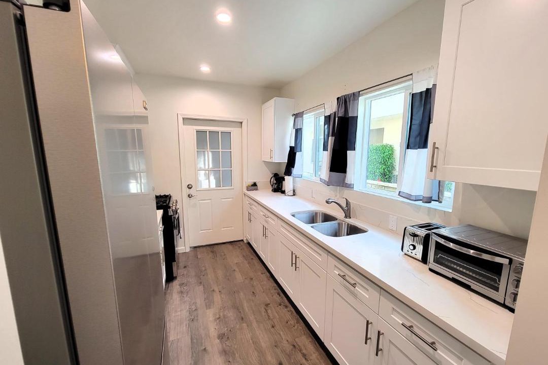 Photo of Kitchen in Pico - Robertson