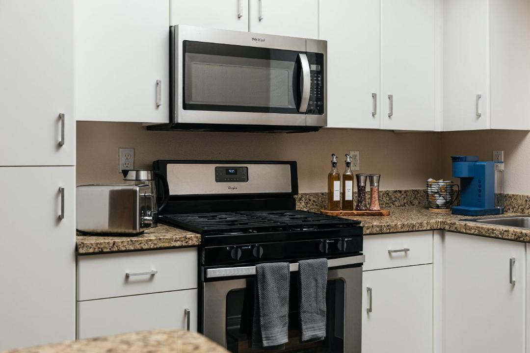 Photo of Kitchen in Miracle Mile