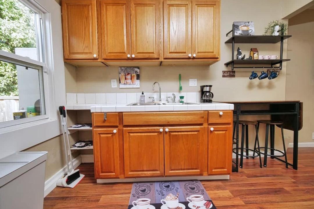 Photo of Kitchen in Poets Corner