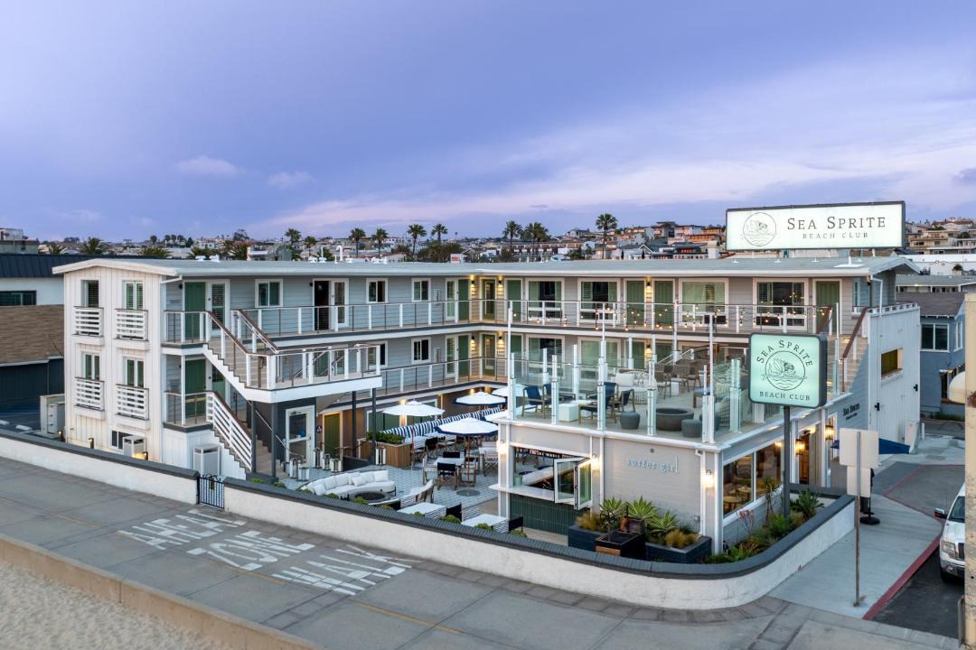Photo of Others in Hermosa Beach