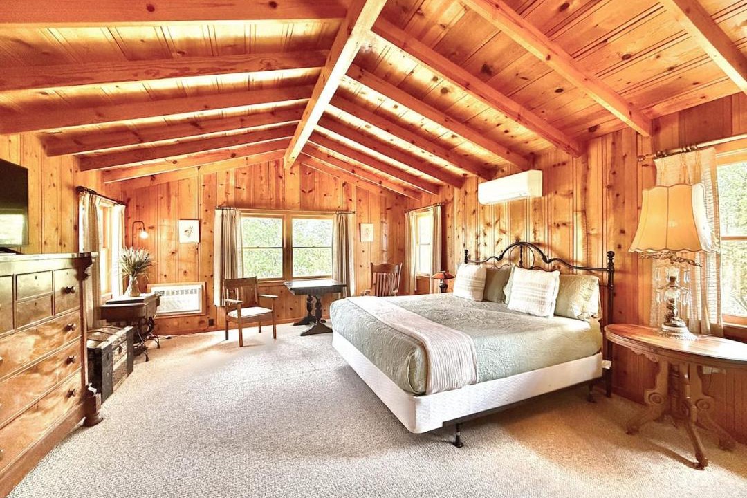 Photo of Bedroom in Midpines