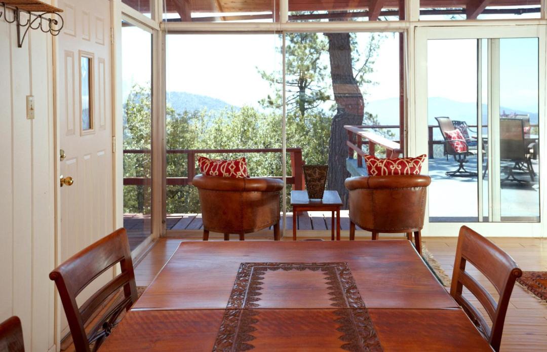 Photo of Livingroom in Pine Cove