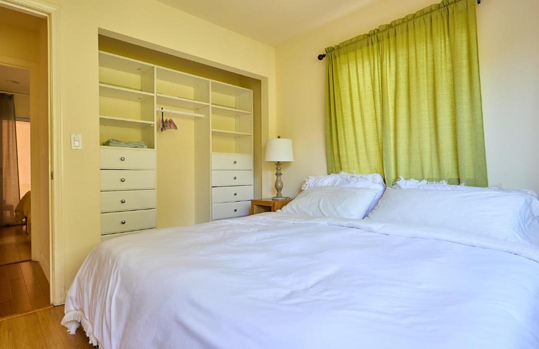 Photo of Bedroom in Malibu
