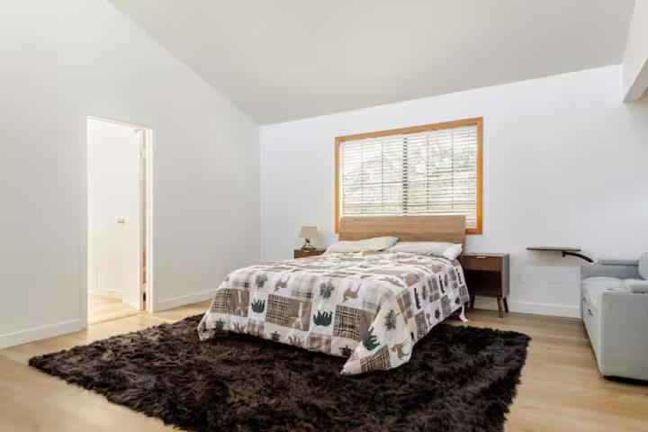 Photo of Bedroom in Big Bear