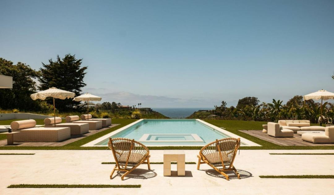 Photo of Others in Central Malibu