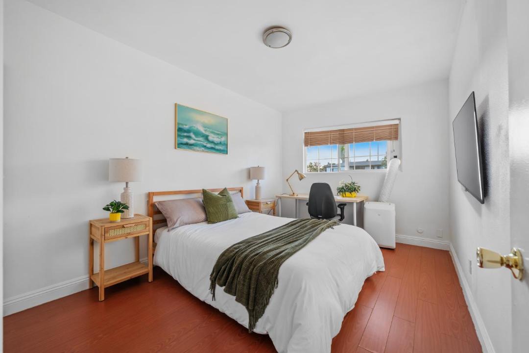 Photo of Bedroom in Lincoln Acres