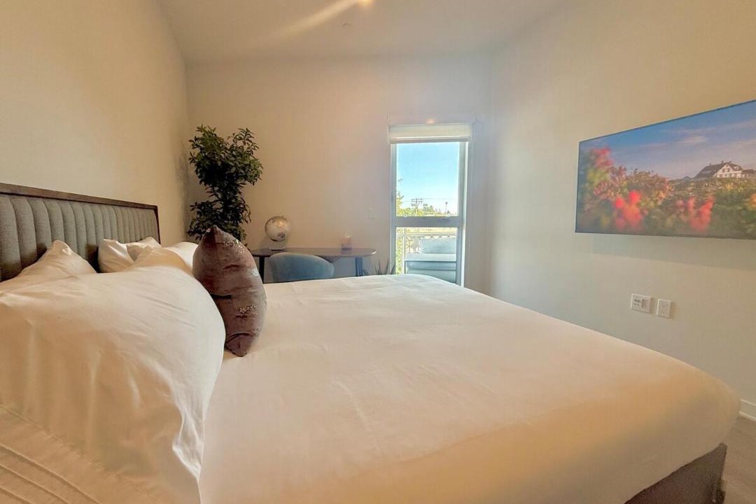 Photo of Bedroom in Silver Lake