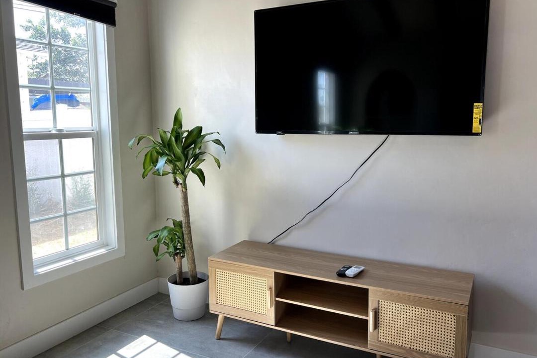 Photo of Livingroom in Baldwin Park