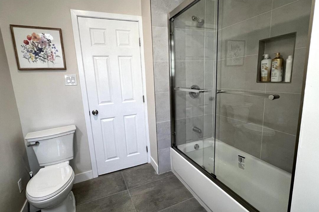 Photo of Bathroom in Baldwin Park