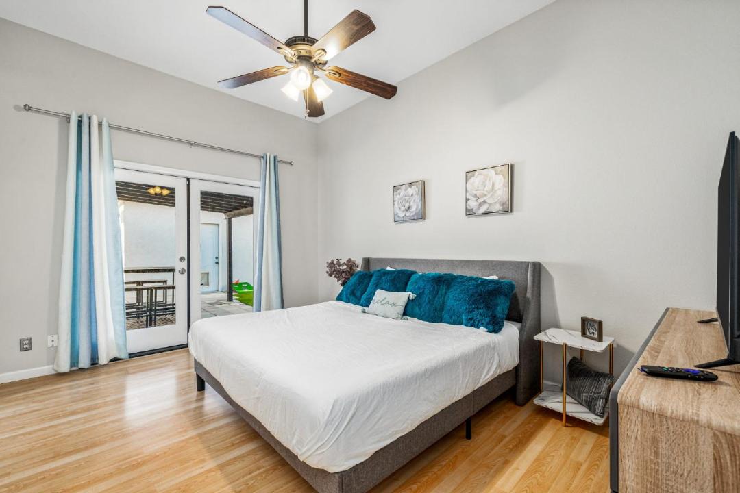 Photo of Bedroom in Bermuda Dunes