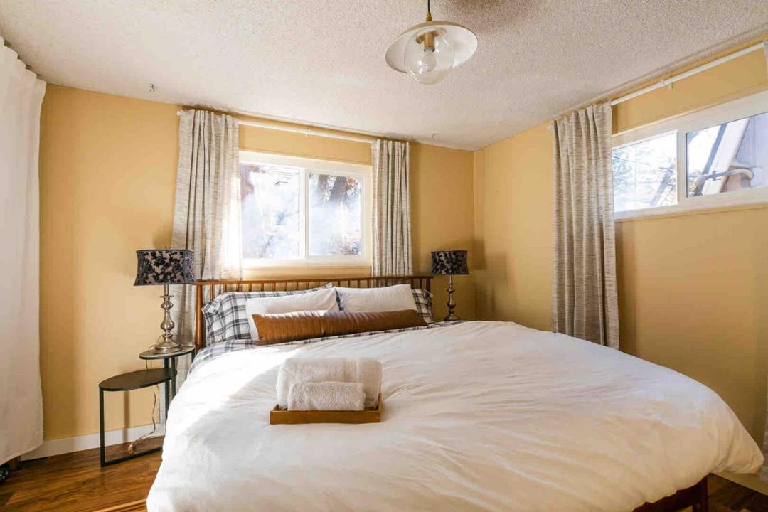 Photo of Bedroom in Upper Moonridge
