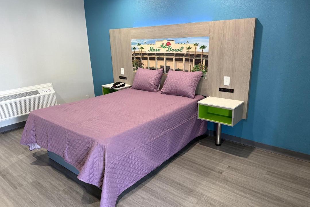 Photo of Bedroom in East Pasadena