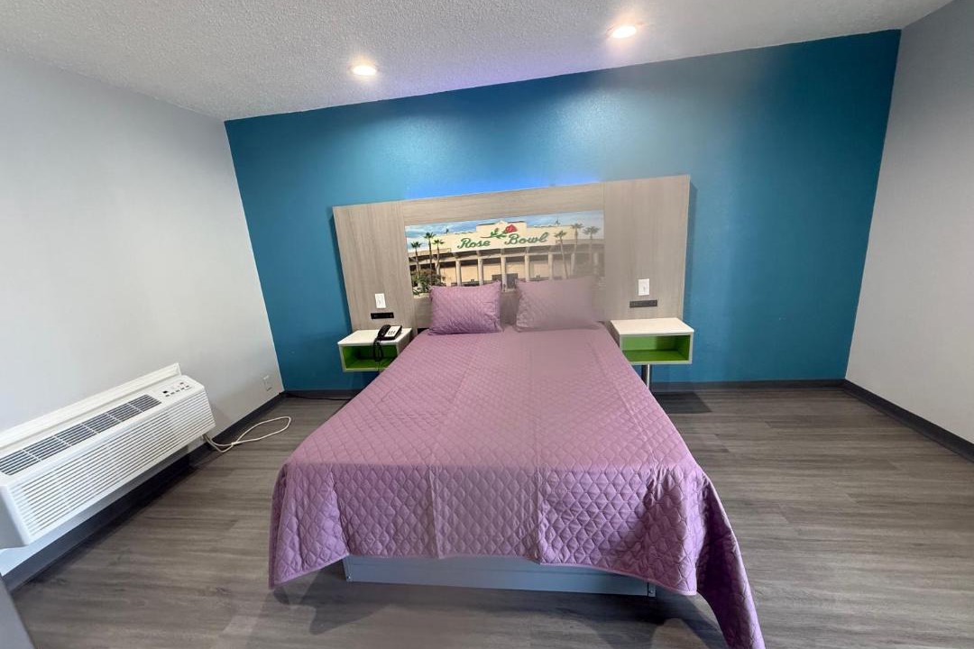 Photo of Bedroom in East Pasadena
