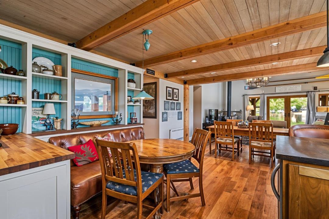 Photo of Kitchen in Groveland